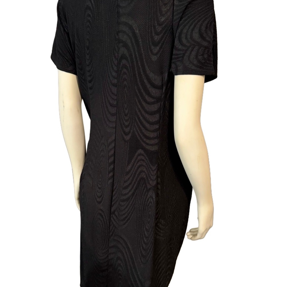 Elegant Robbie Bee Black Wrap Dress - Picture 4 of 8